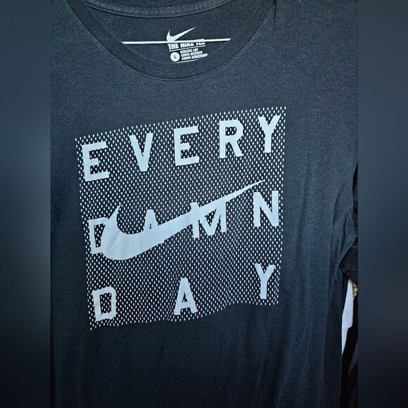 T-shirt men Gray size L nike every damn day   062 - Picture 1 of 3